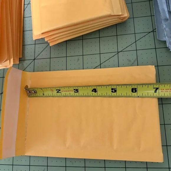 Lot bundle of 35 small padded envelopes New - Picture 2 of 5